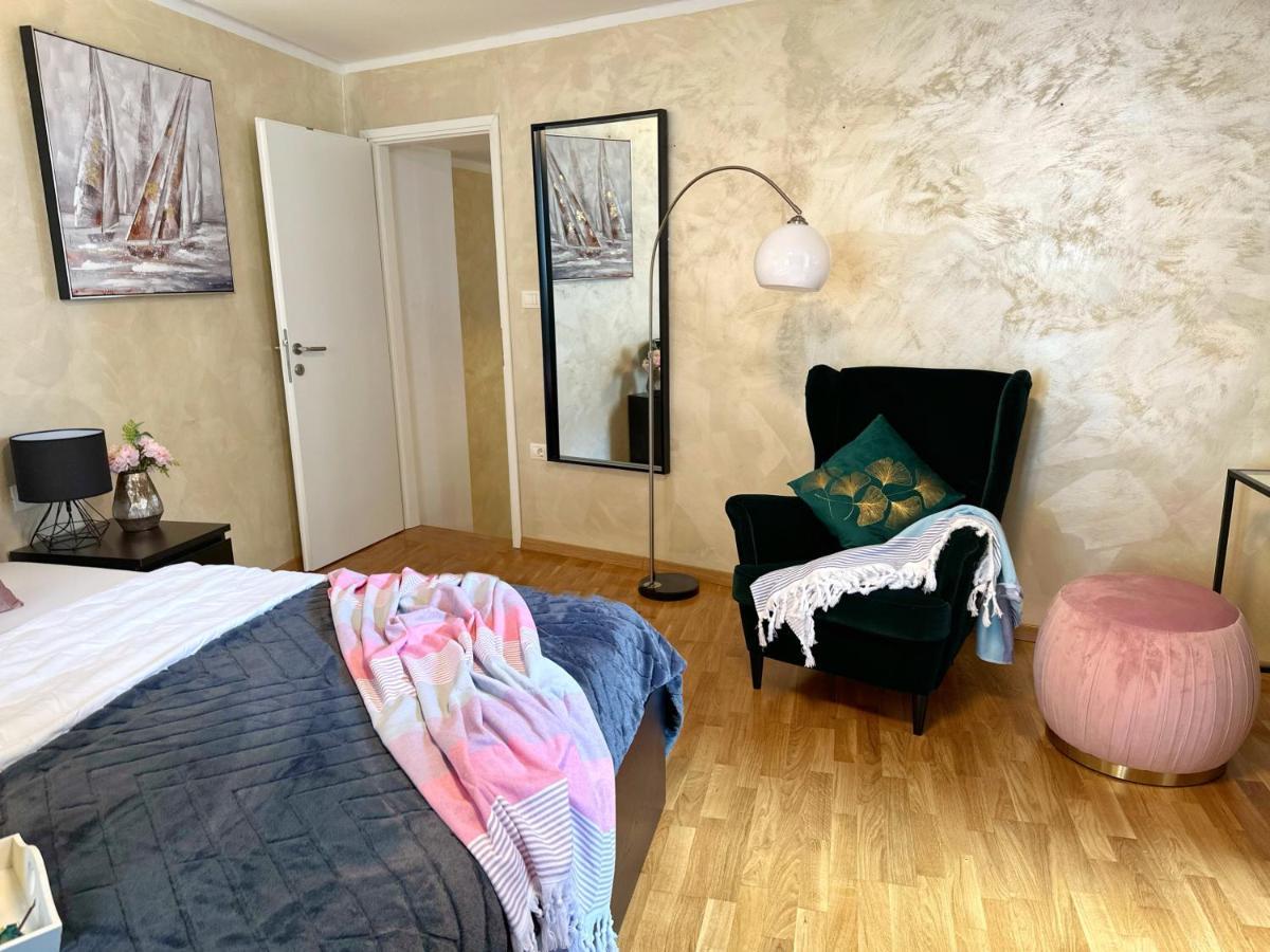 Romeo Apartments Rovigno Eksteriør billede