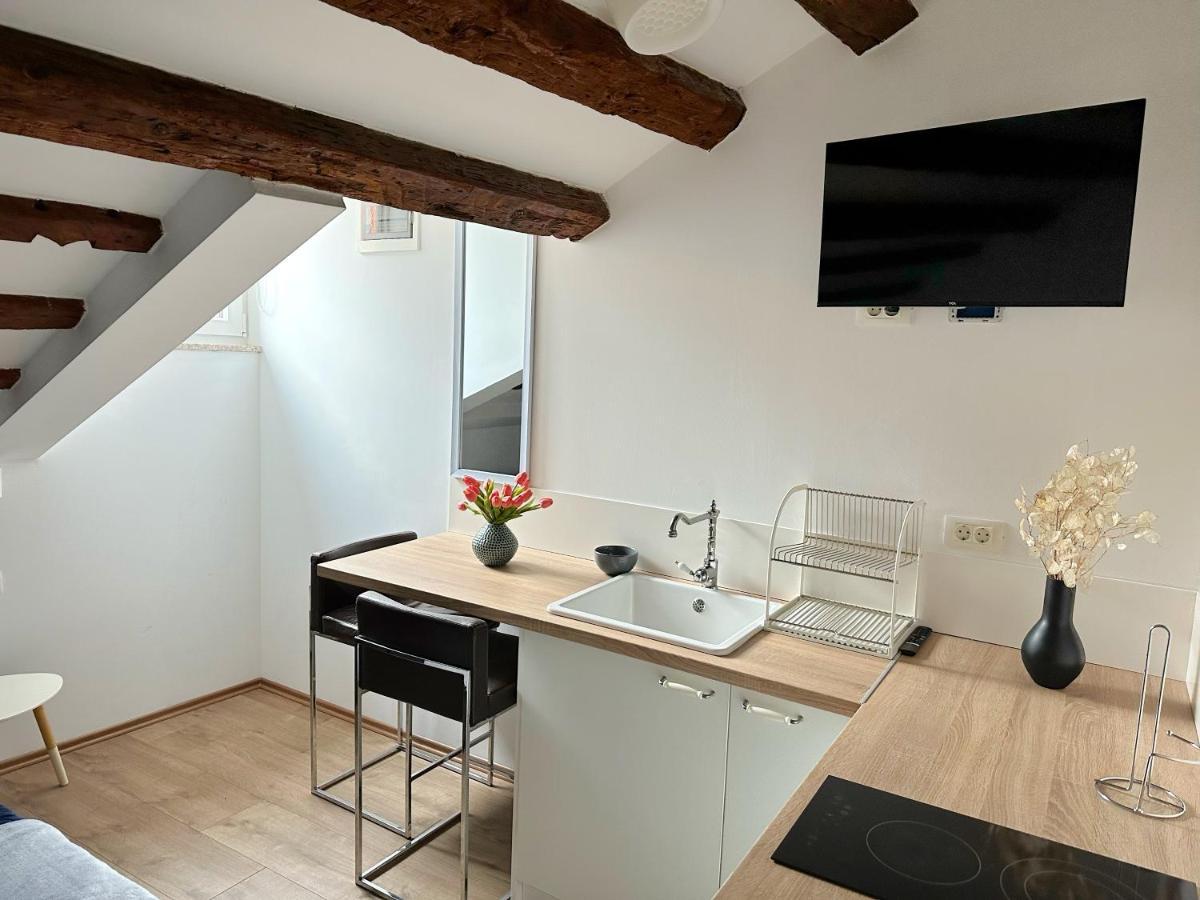 Romeo Apartments Rovigno Eksteriør billede