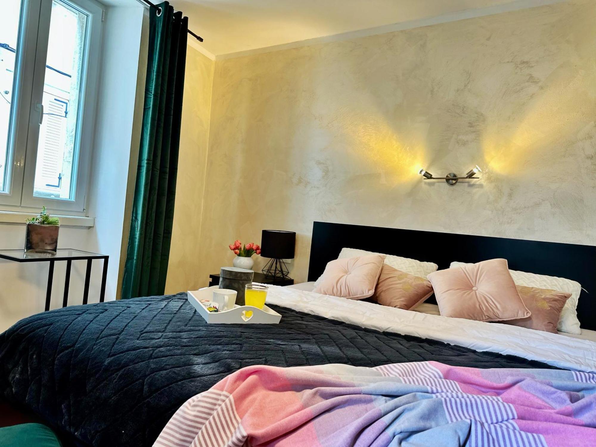 Romeo Apartments Rovigno Eksteriør billede